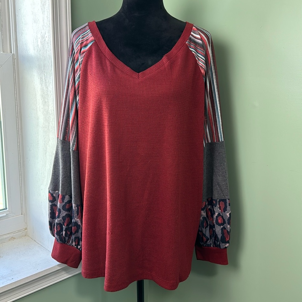 Grace & Emma dark rust waffle top 2XL